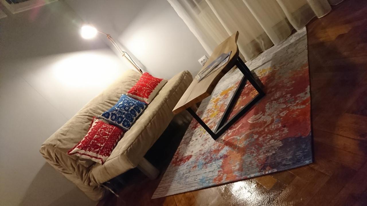 Black Gate - 2 Bedroom Apartment In The Heart Of Old Town With Free Private Secured Parking Μπρασόβ Εξωτερικό φωτογραφία