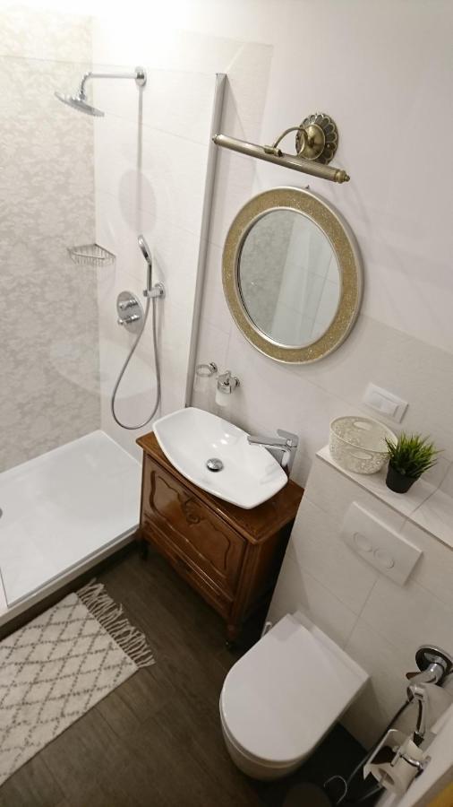 Black Gate - 2 Bedroom Apartment In The Heart Of Old Town With Free Private Secured Parking Μπρασόβ Εξωτερικό φωτογραφία
