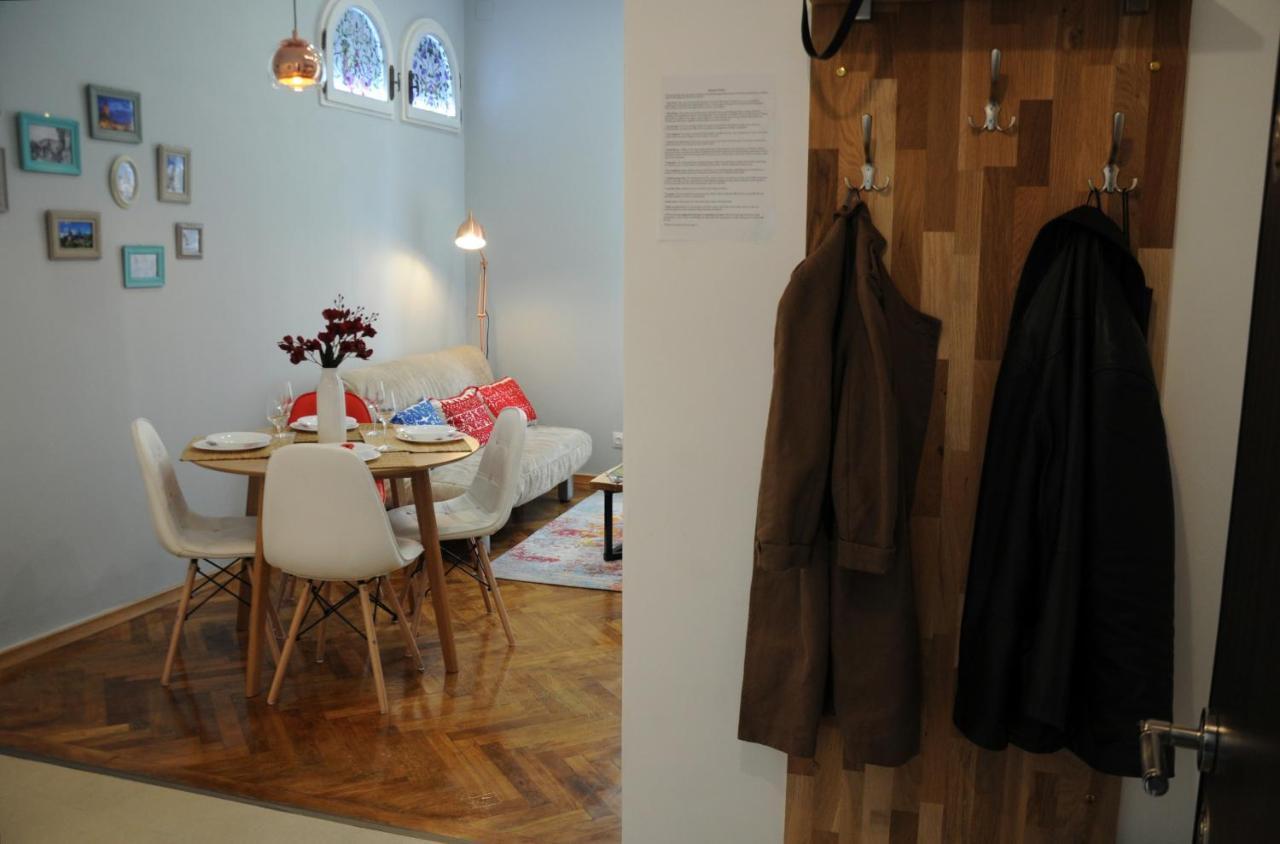 Black Gate - 2 Bedroom Apartment In The Heart Of Old Town With Free Private Secured Parking Μπρασόβ Εξωτερικό φωτογραφία